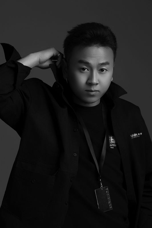 �߼���Ӱ��ʦ ��ƽ��ʦ