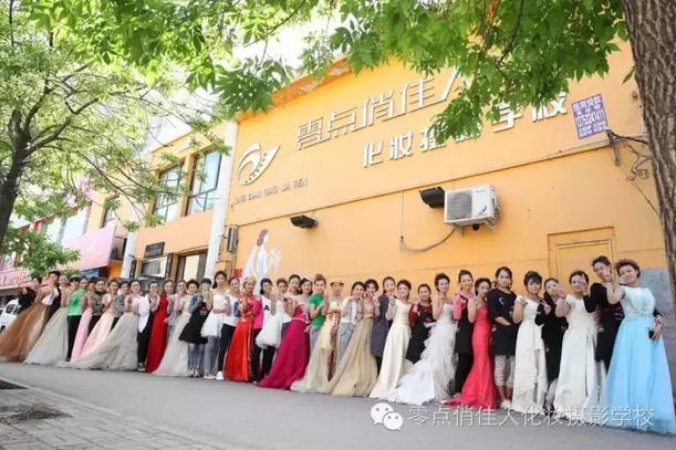 ����μ��˻�ױ��ӰѧУ5���ܿ���������